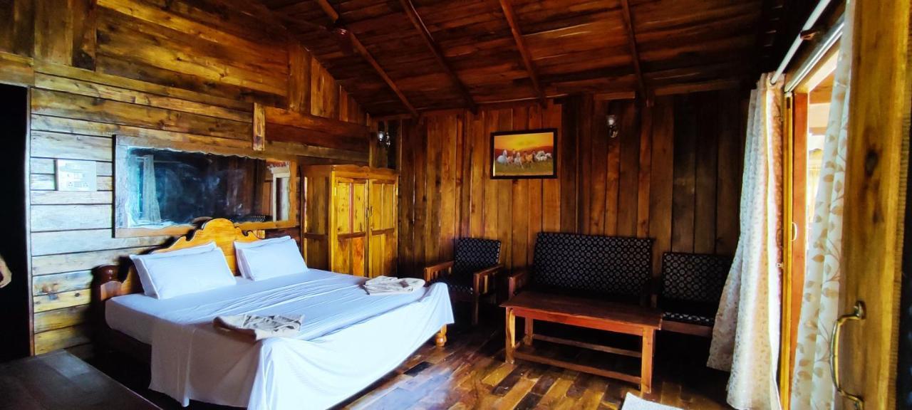 Sea Front Cottages Little Khola Cola Bagian luar foto